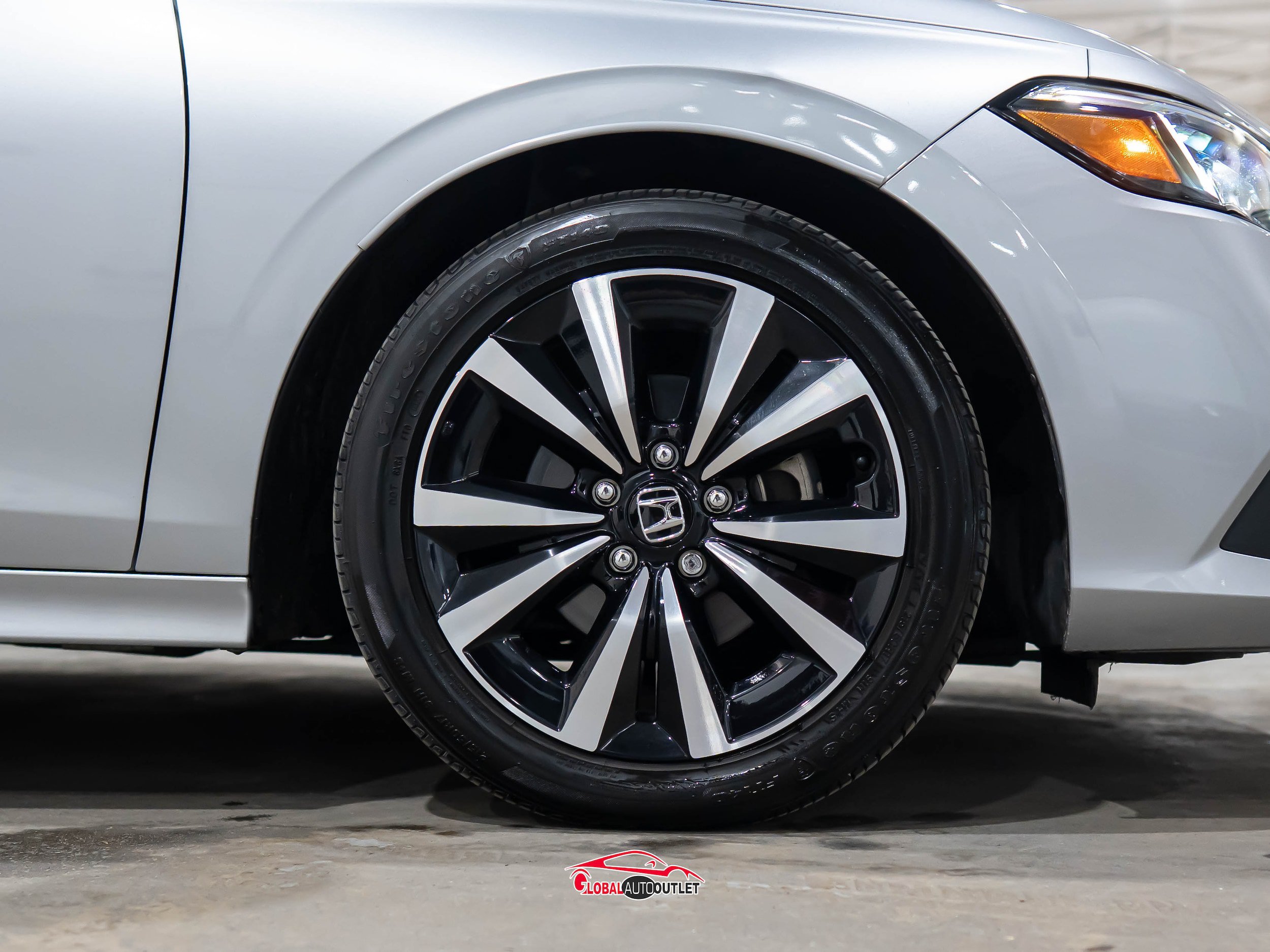 Used 2023 Honda Civic EX image 9