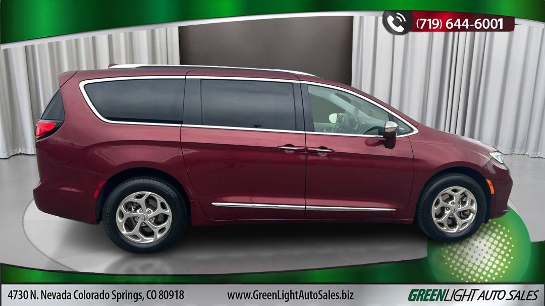 Used 2021 Chrysler Pacifica Limited w/ Premium & Safety Sphere Group AWD/4WD image 6