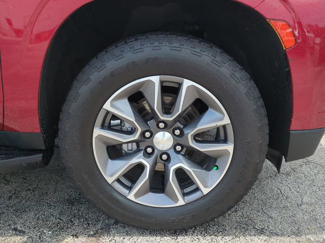 Used 2022 Chevrolet Suburban LT w/ LT Signature Plus Package AWD/4WD image 11