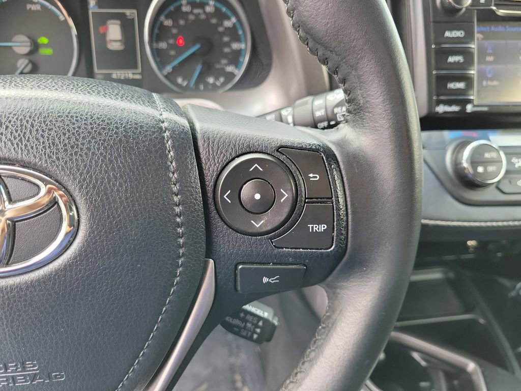 Used 2017 Toyota RAV4 XLE w/ Carpet Mat Package image 25