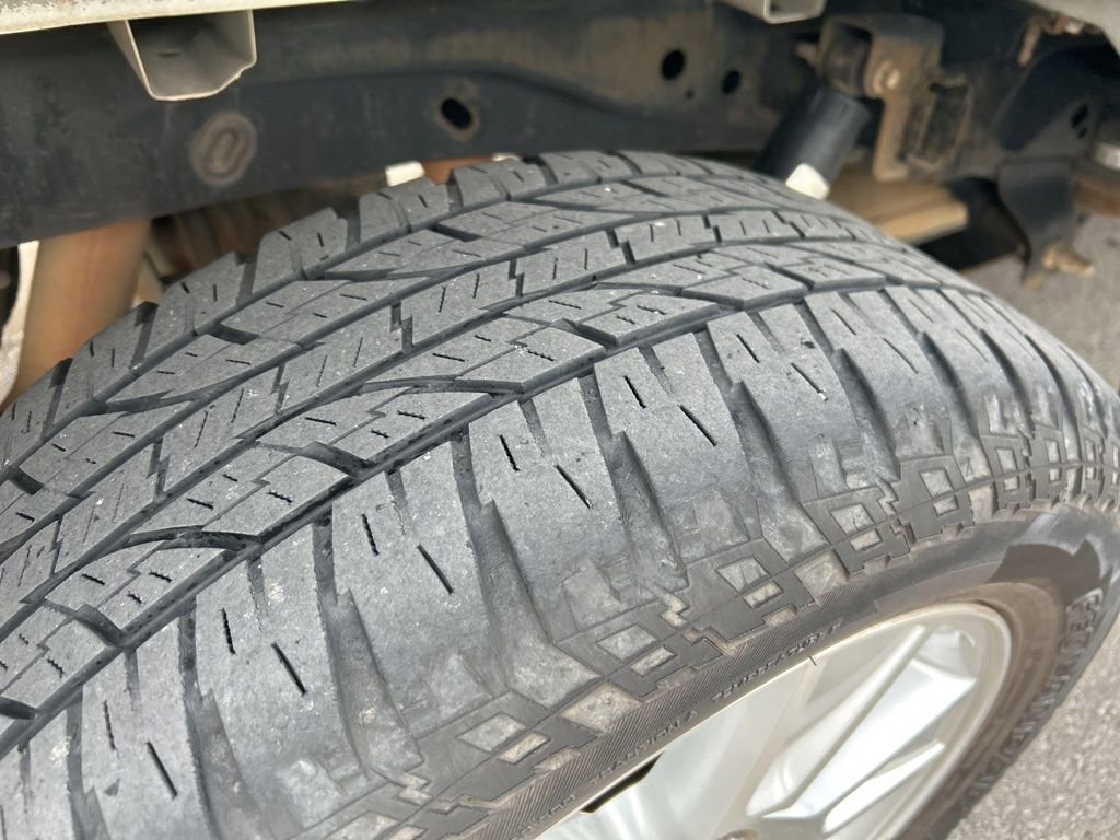 Used 2012 Ford F150 Lariat w/ Lariat Plus Pkg image 4