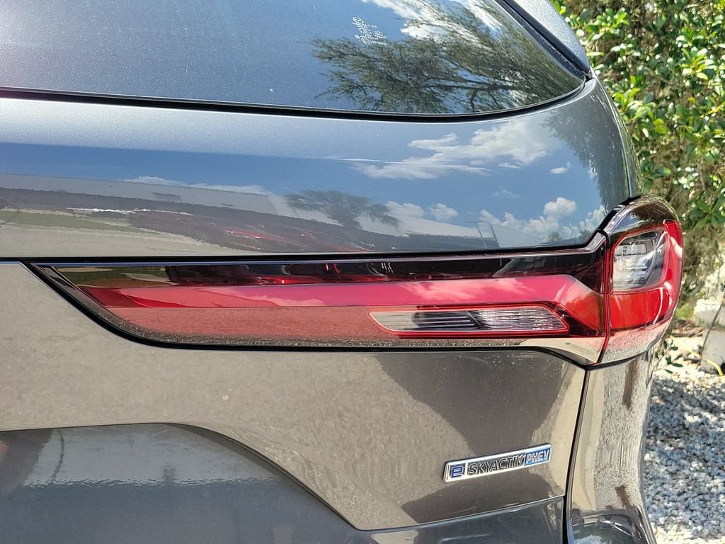 Used 2024 MAZDA CX-90 Plug-In Hybrid w/ Premium Pkg AWD/4WD image 18
