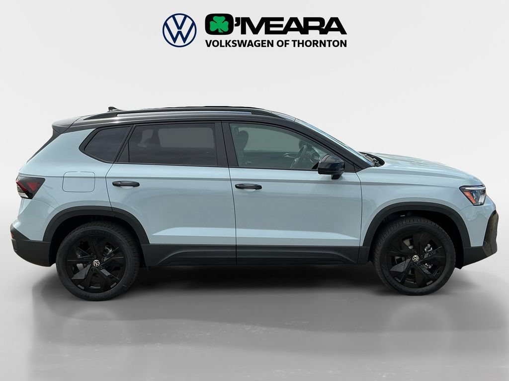 New 2026 Volkswagen Taos SE FWD image 6