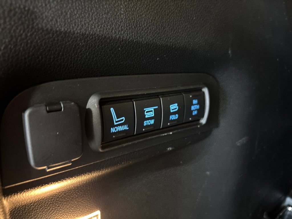 Used 2016 Ford Explorer Sport w/ Equipment Group 401A AWD/4WD image 16