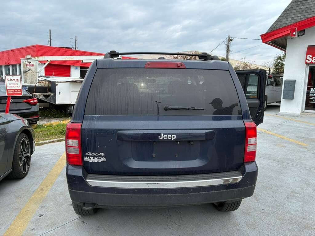 Used 2013 Jeep Patriot Latitude w/ Freedom Edition Pkg image 2