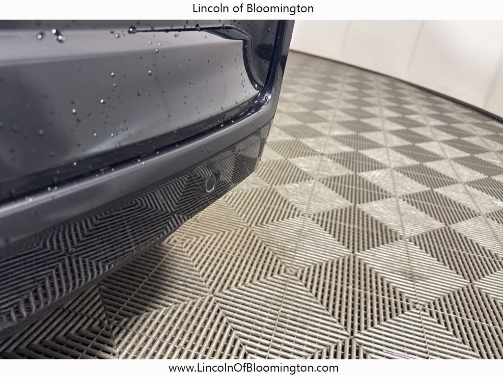 New 2025 Lincoln Navigator L Reserve w/ Jet Appearance Package image 16