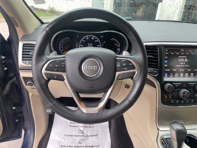 Used 2017 Jeep Grand Cherokee Limited AWD/4WD image 14