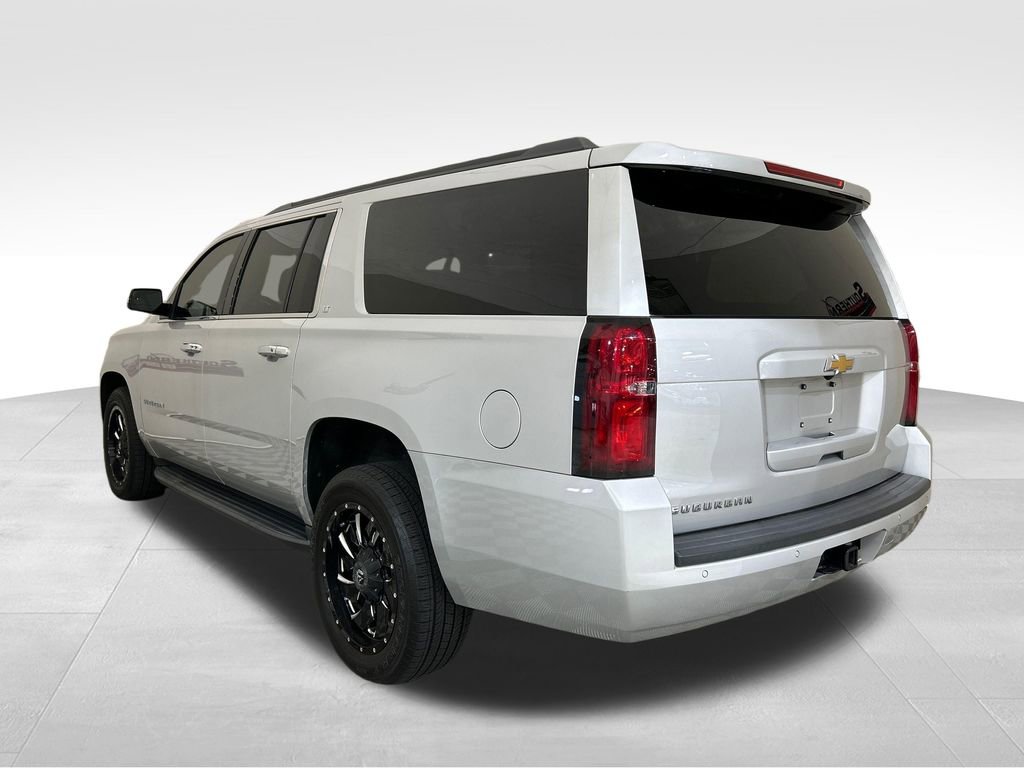 Used 2020 Chevrolet Suburban LT AWD/4WD image 3