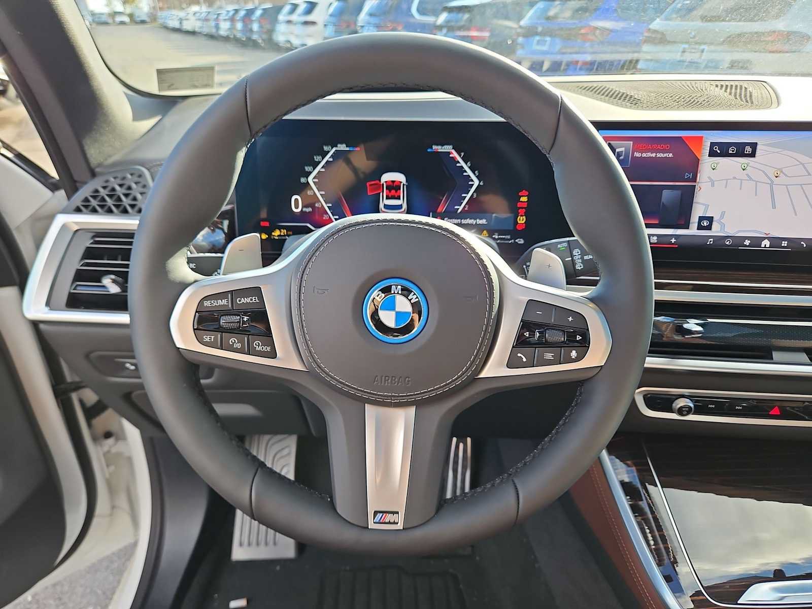Used 2026 BMW X5 xDrive50e w/ M Sport Package AWD/4WD image 25