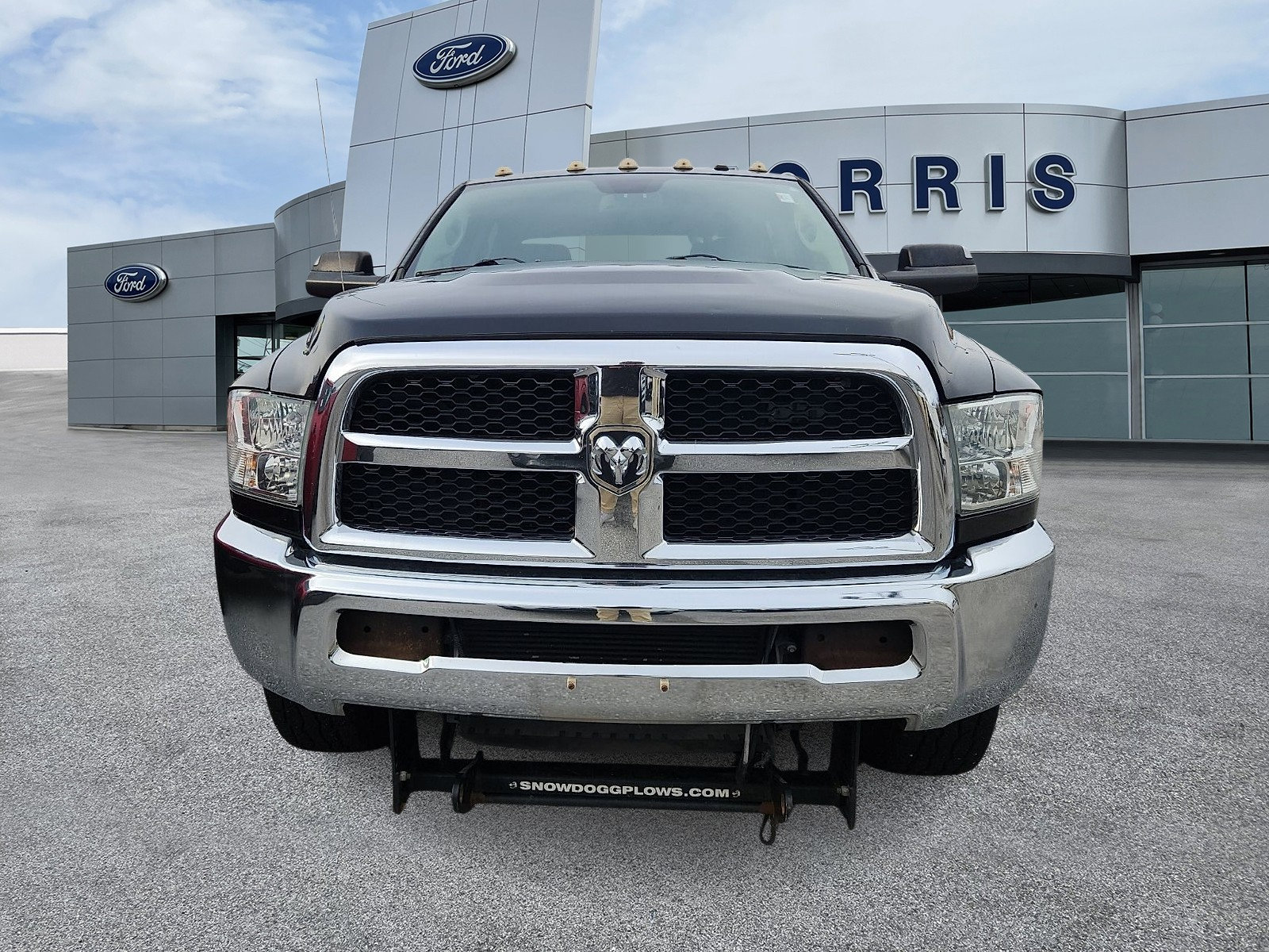 Used 2015 RAM 2500 Tradesman w/ Chrome Appearance Group image 2