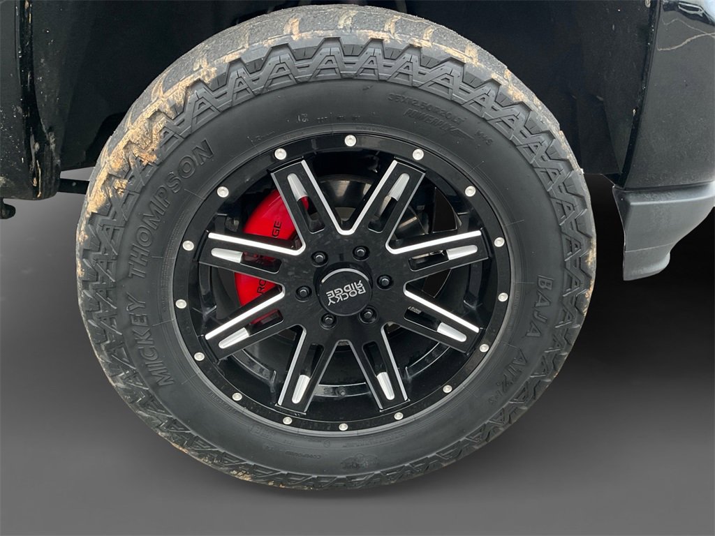 Used 2018 Chevrolet Silverado 1500 LT w/ All Star Edition image 14