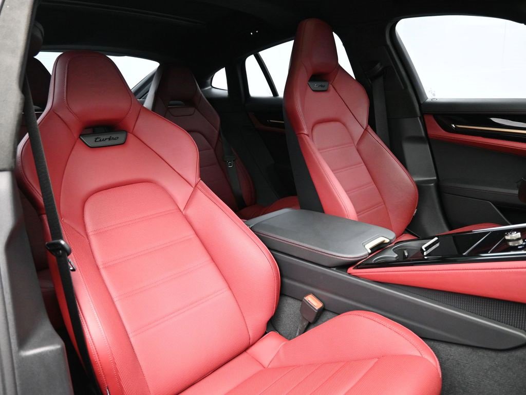 Certified 2025 Porsche Panamera Turbo image 27
