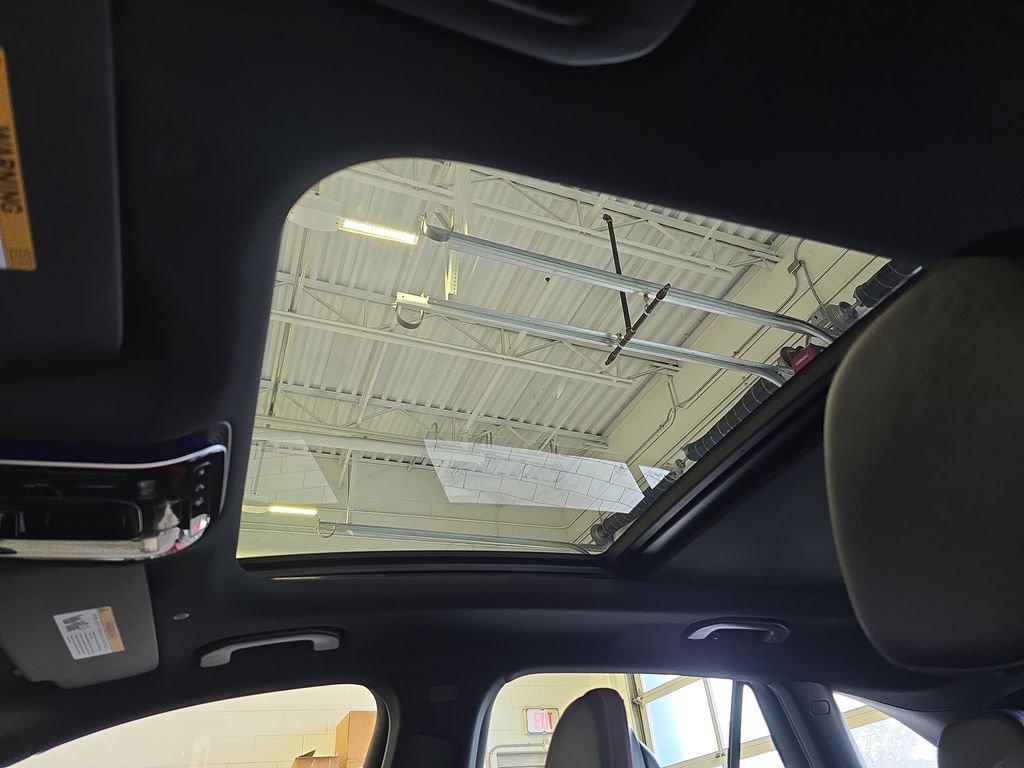 New 2026 Mercedes-Benz GLC 43 AMG 4MATIC image 31