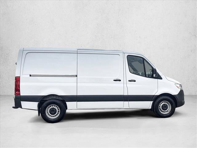 Used 2024 Mercedes-Benz Sprinter 2500 image 4