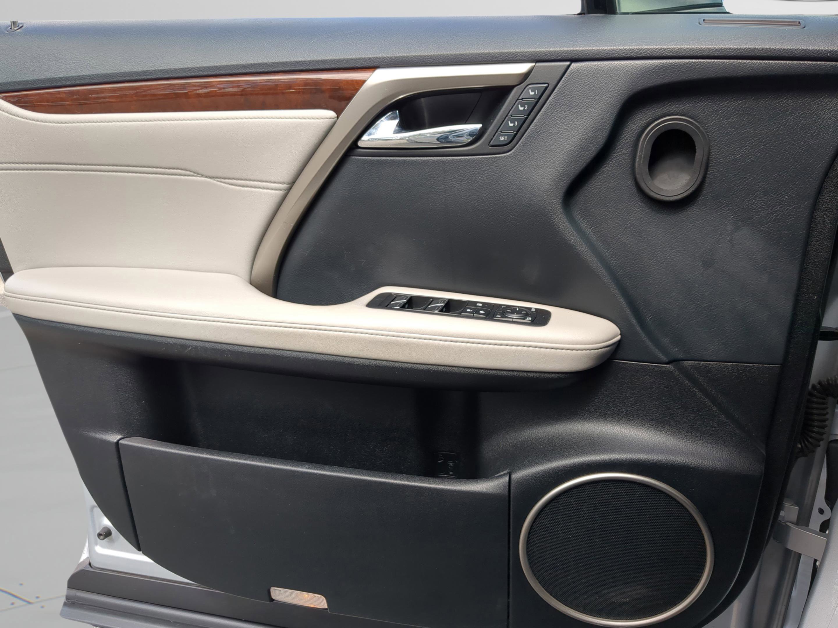 Used 2018 Lexus RX 350 FWD w/ Premium Package image 26
