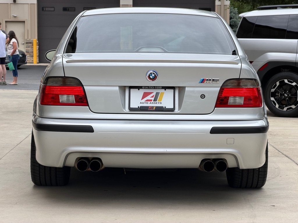 Used 2002 BMW M5 RWD image 8