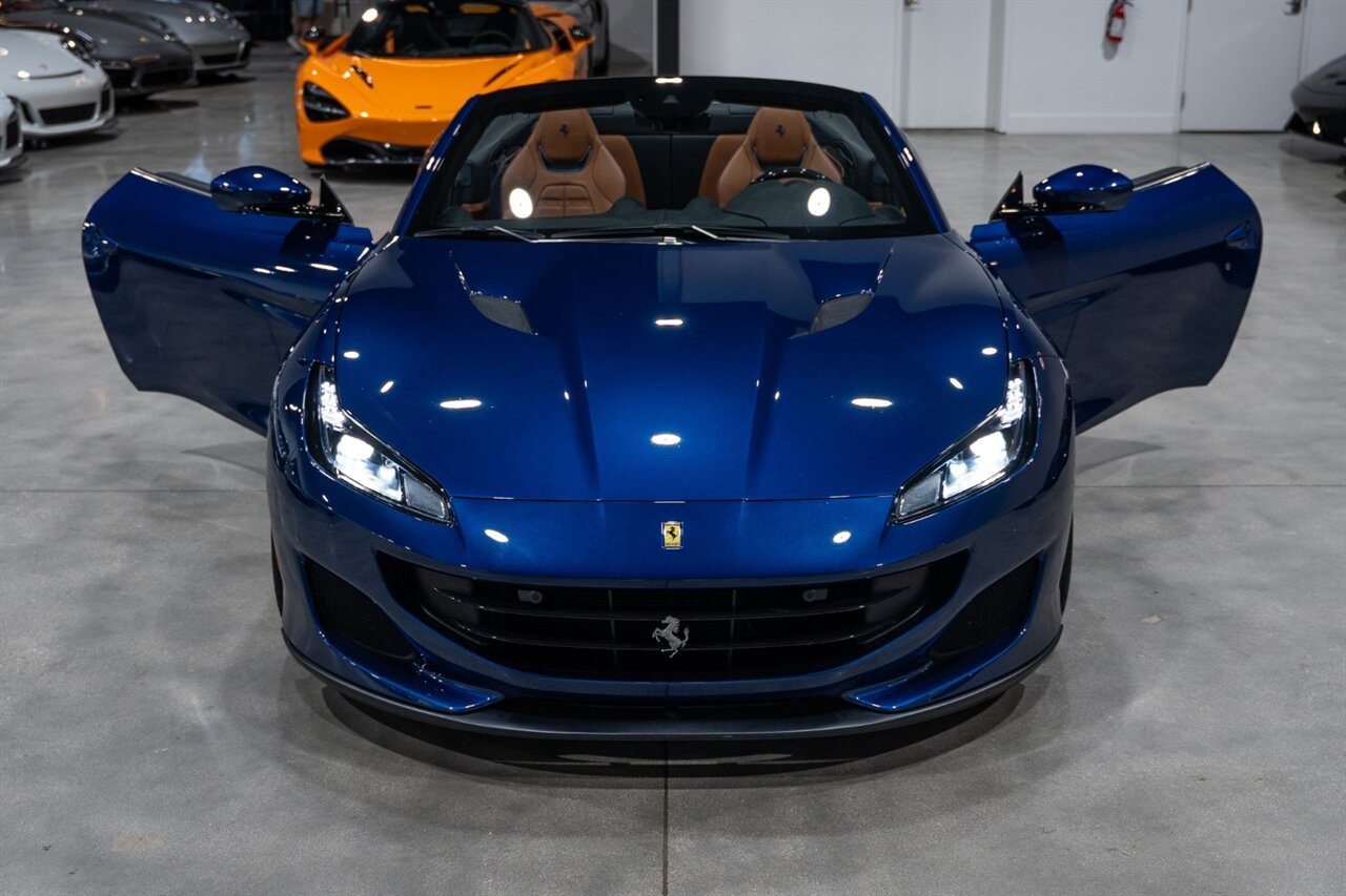 Used 2020 Ferrari Portofino RWD image 38