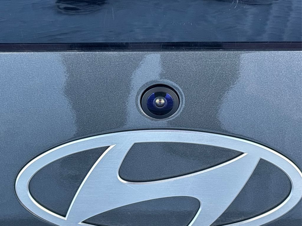 Certified 2025 Hyundai Elantra SEL image 14