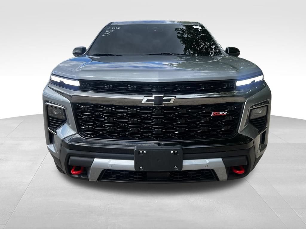Certified 2024 Chevrolet Traverse Z71 w/ Enhanced Driving Package AWD/4WD image 9
