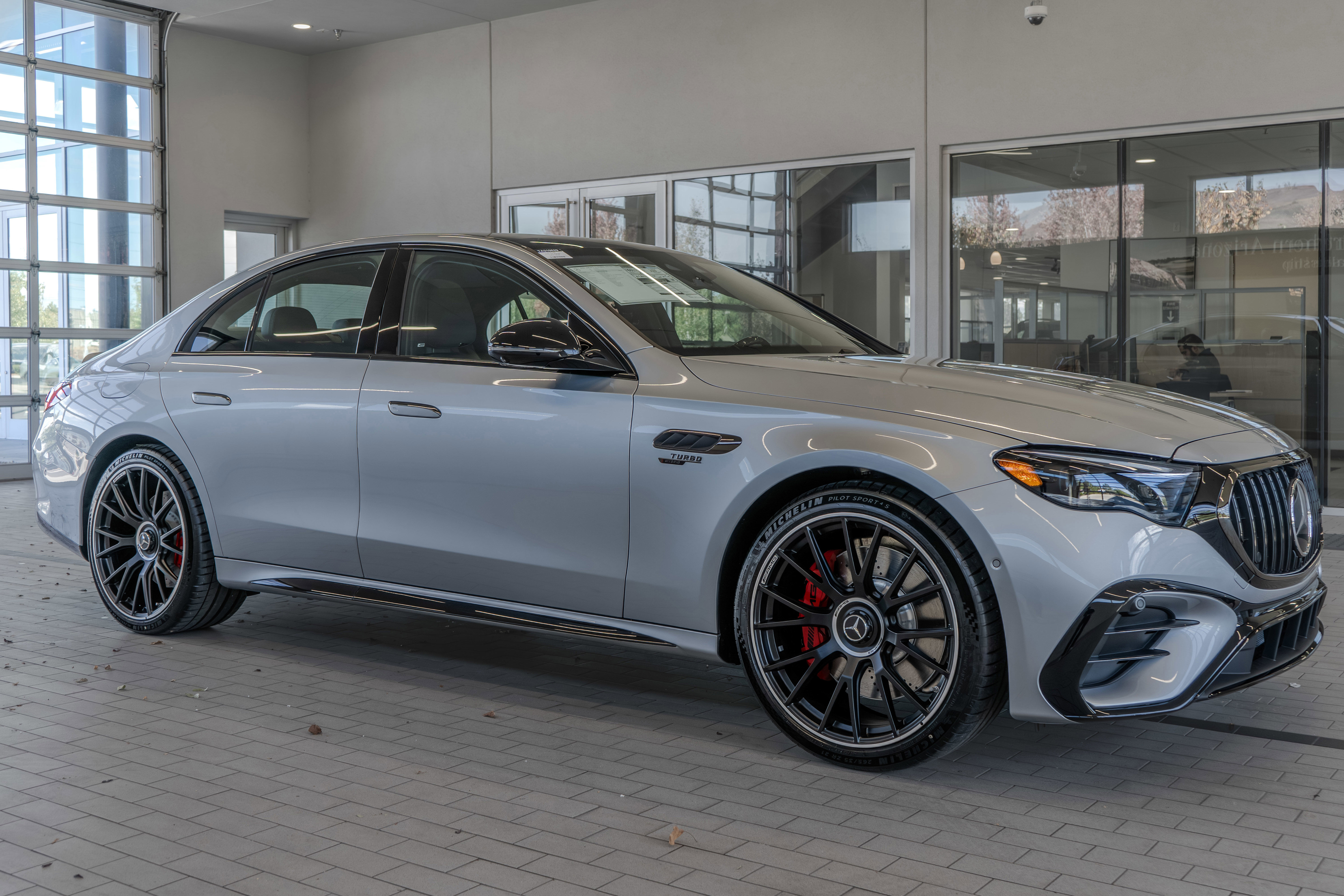 New 2026 Mercedes-Benz E 53 AMG e 4MATIC Sedan image 12