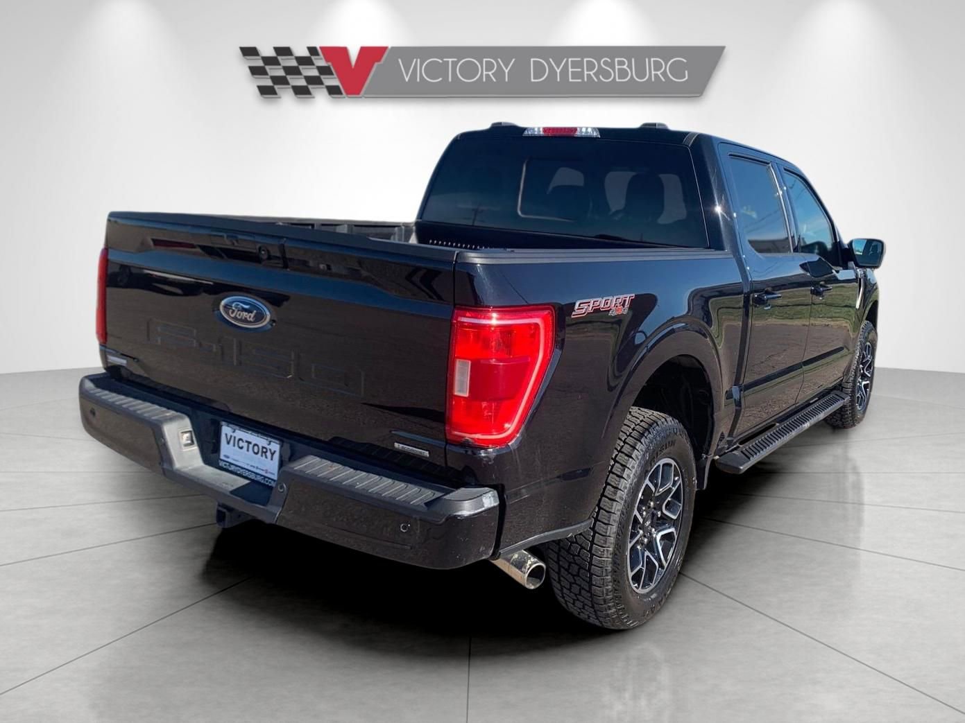 Used 2023 Ford F150 XLT w/ Equipment Group 302A High image 8