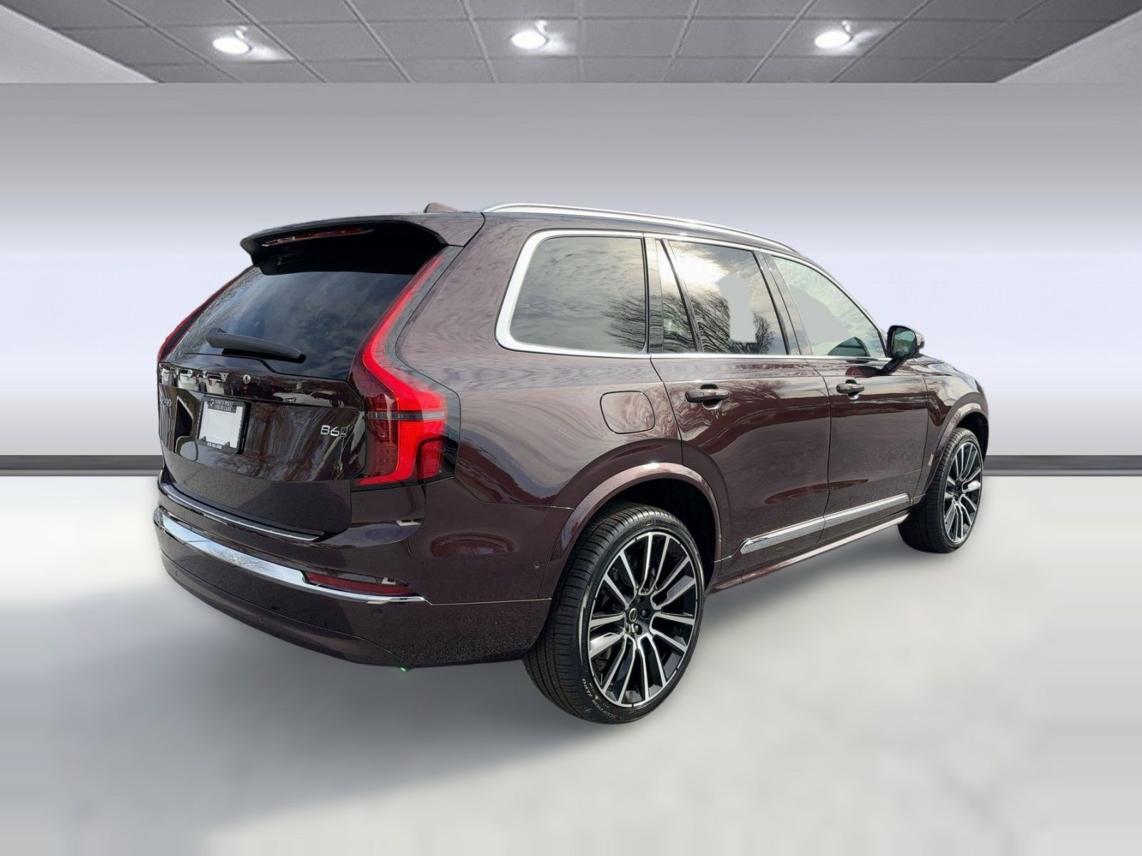 New 2026 Volvo XC90 B6 Plus w/ Protection Package image 9