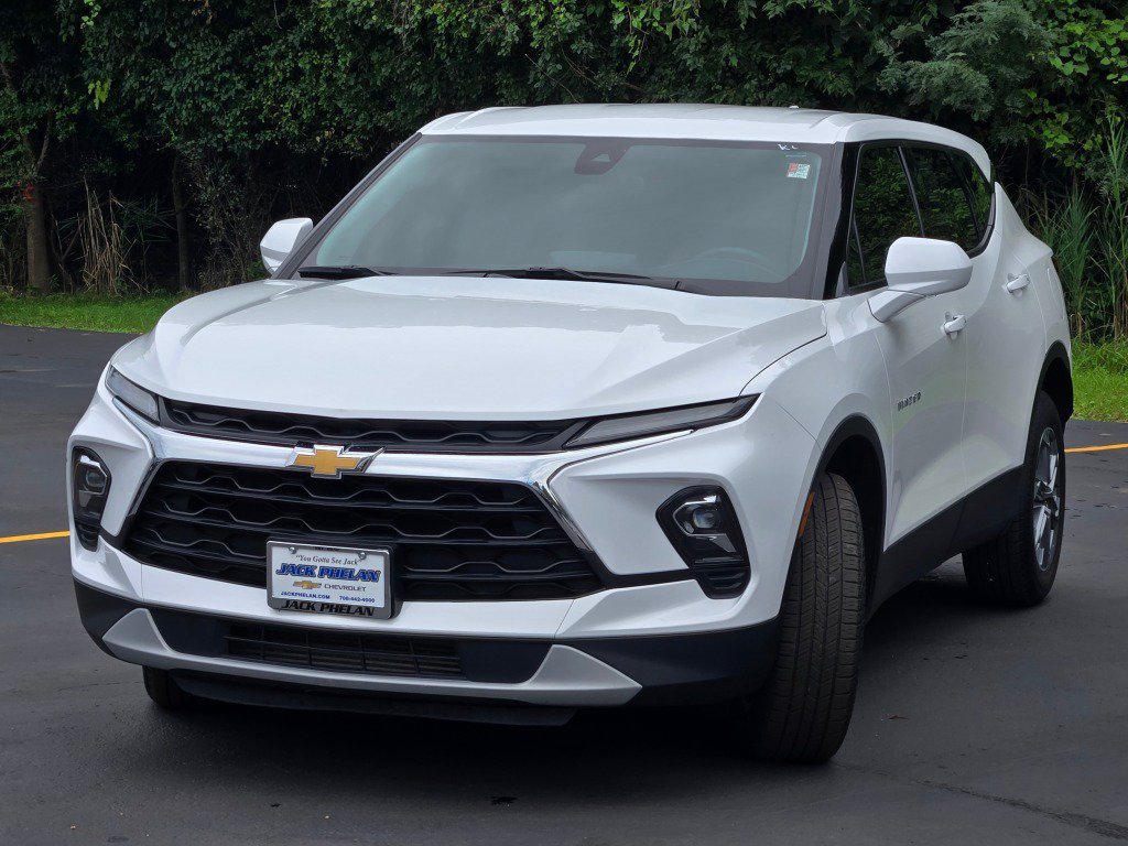 Certified 2023 Chevrolet Blazer LT AWD/4WD image 4