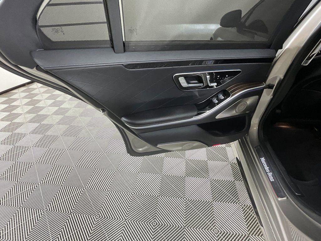 Used 2023 Mercedes-Benz S 500 4MATIC image 27