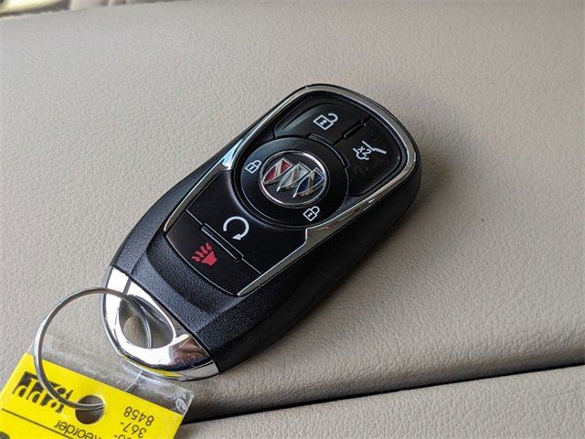 Used 2020 Buick Envision Essence image 28