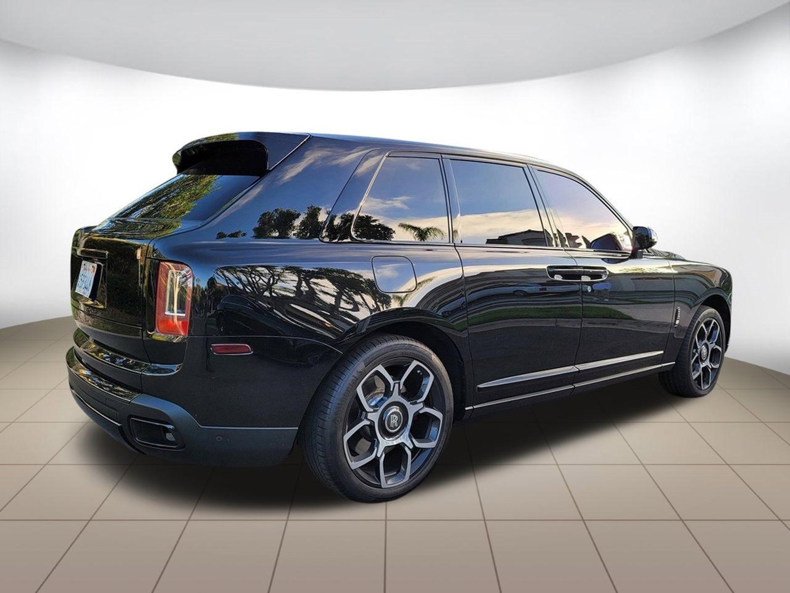 Used 2021 Rolls-Royce Cullinan Black Badge AWD/4WD image 7