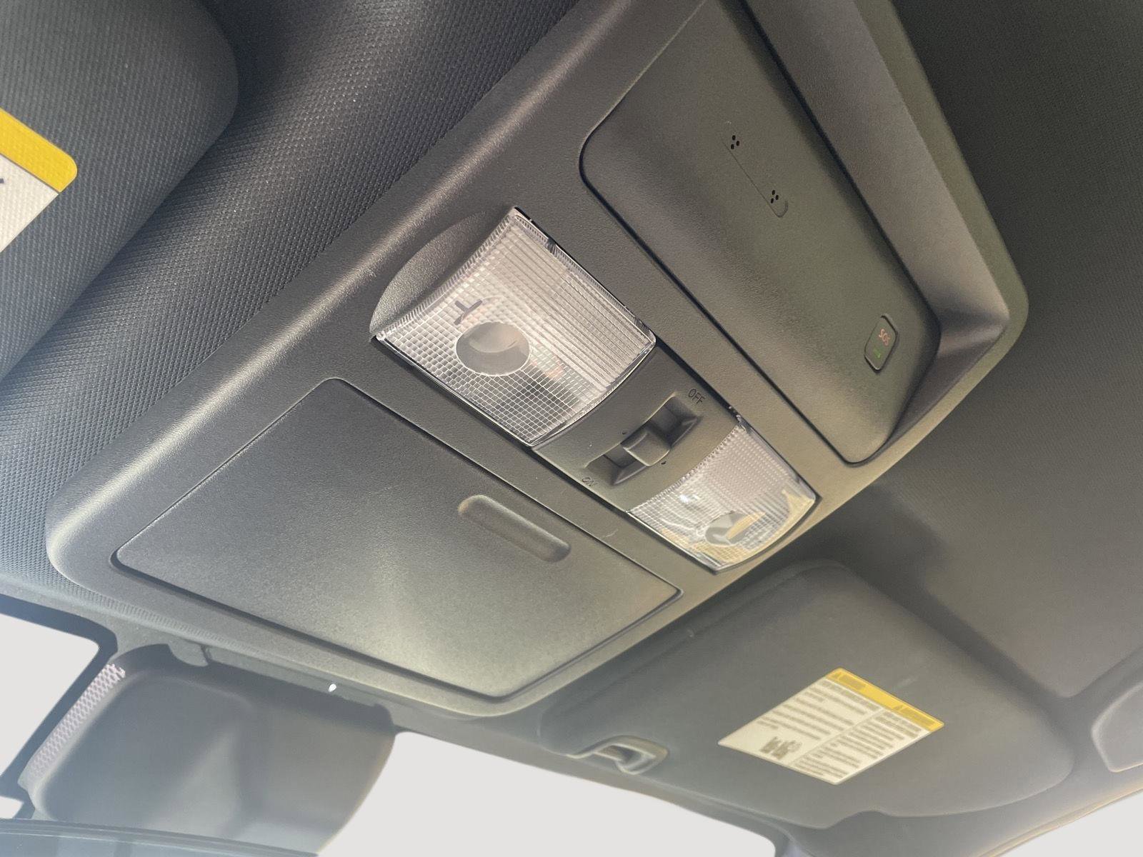 Used 2024 Nissan Frontier Pro-X w/ Technology Package image 9