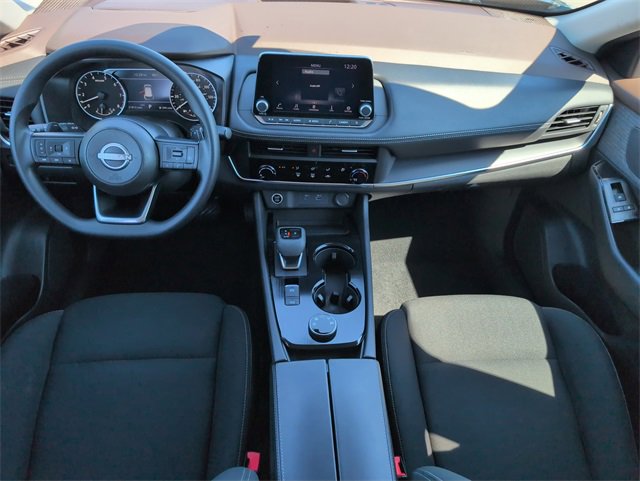 Used 2023 Nissan Rogue S image 27