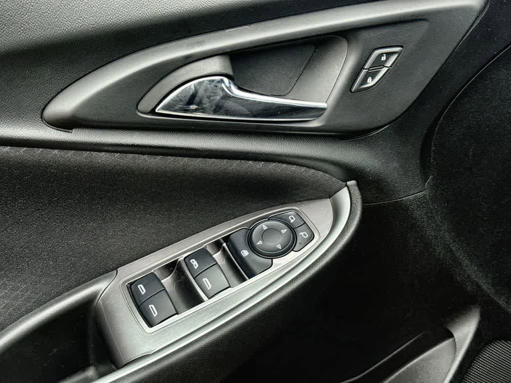 Used 2024 Chevrolet Malibu LT FWD image 16
