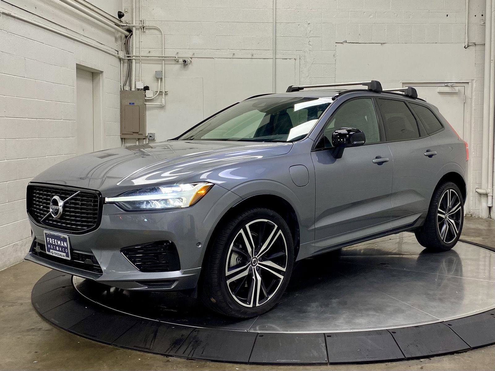 Used 2021 Volvo XC60 T8 R-Design w/ Advanced Package AWD/4WD image 4