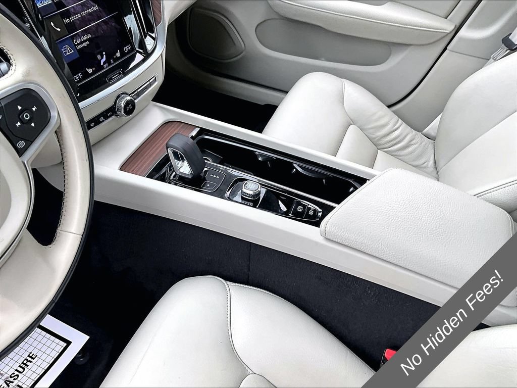 Used 2022 Volvo S60 B5 Momentum w/ Climate Package FWD image 13