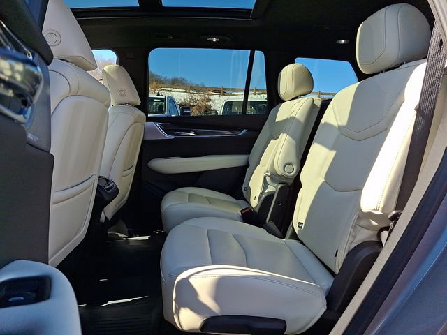 Used 2024 Cadillac XT6 Sport w/ LPO, Floor Liner Package image 8