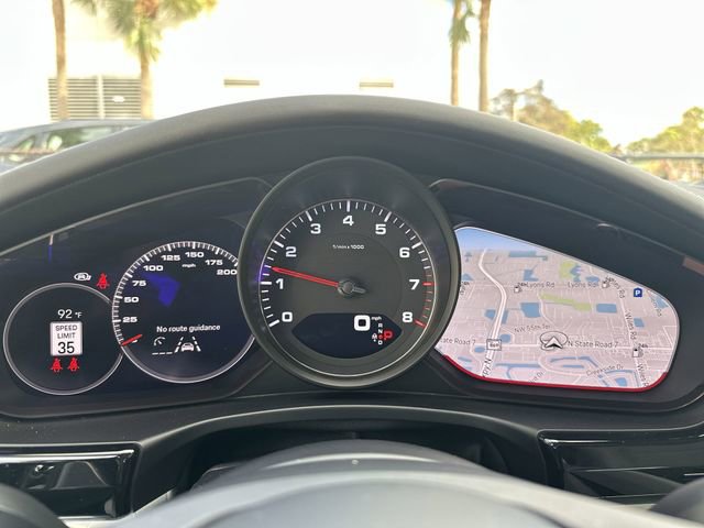 Used 2022 Porsche Panamera 4S image 10