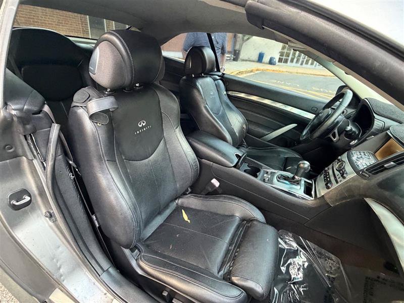 Used 2010 INFINITI G37 Convertible w/ Premium Pkg RWD image 24