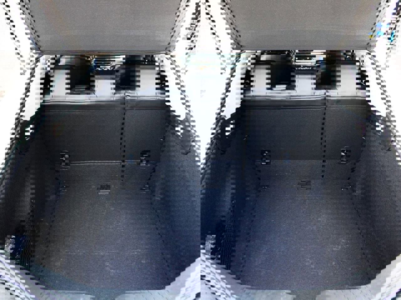 Used 2025 Acura Integra FWD image 11