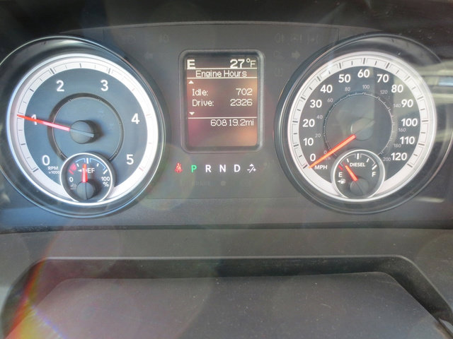 Used 2015 RAM 3500 Tradesman w/ Chrome Appearance Group image 16