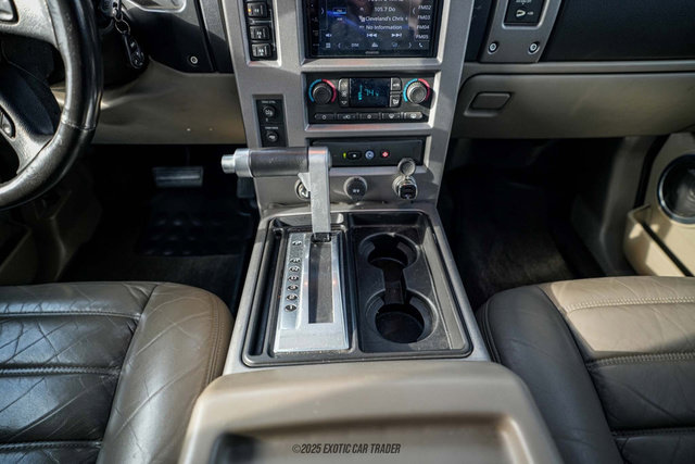 Used 2003 HUMMER H2 w/ Preferred Equipment Group image 27