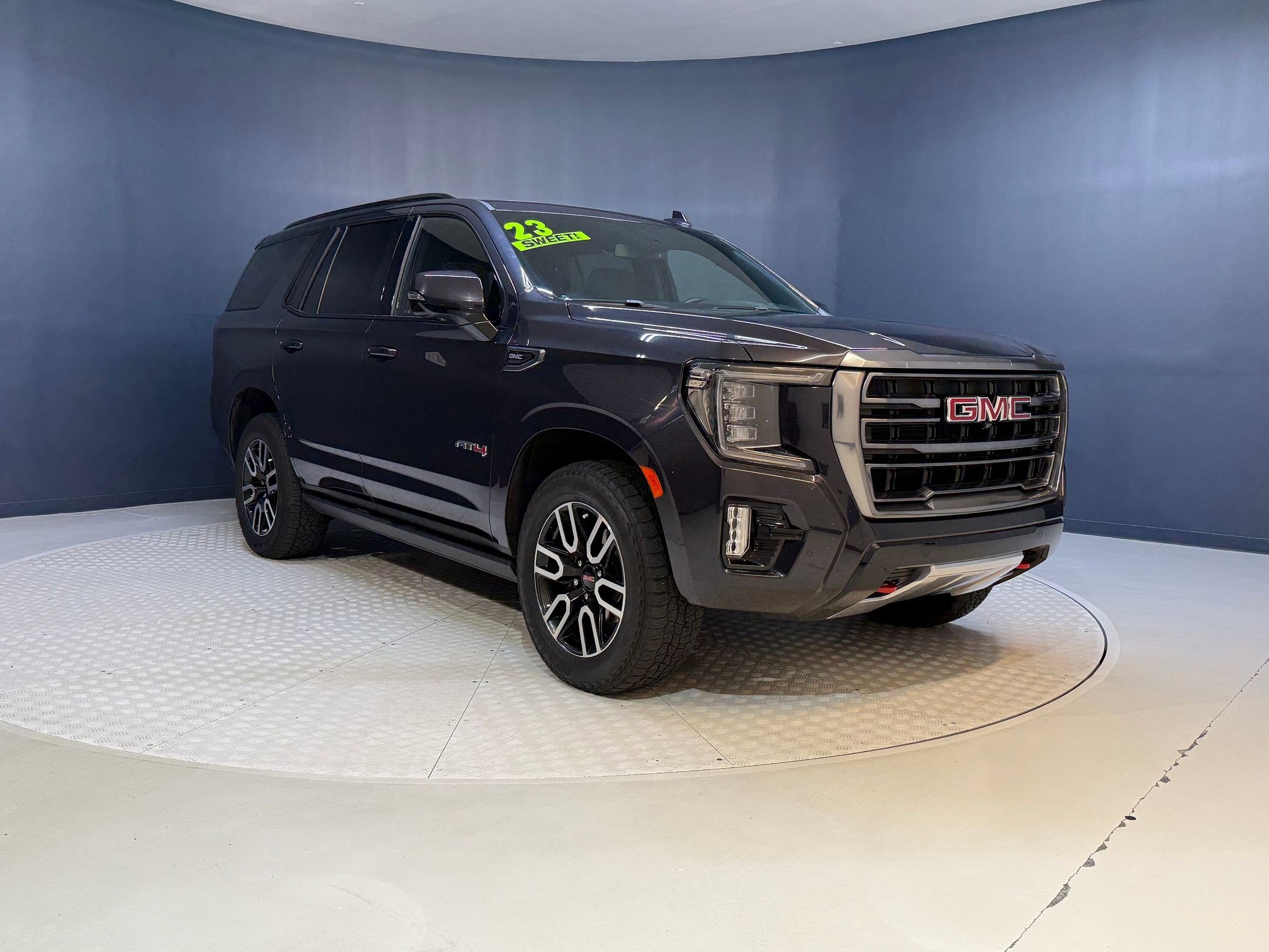 Used 2023 GMC Yukon AT4 w/ AT4 Premium Package image 7