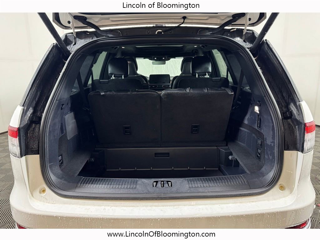 Certified 2025 Lincoln Aviator Black Label image 58