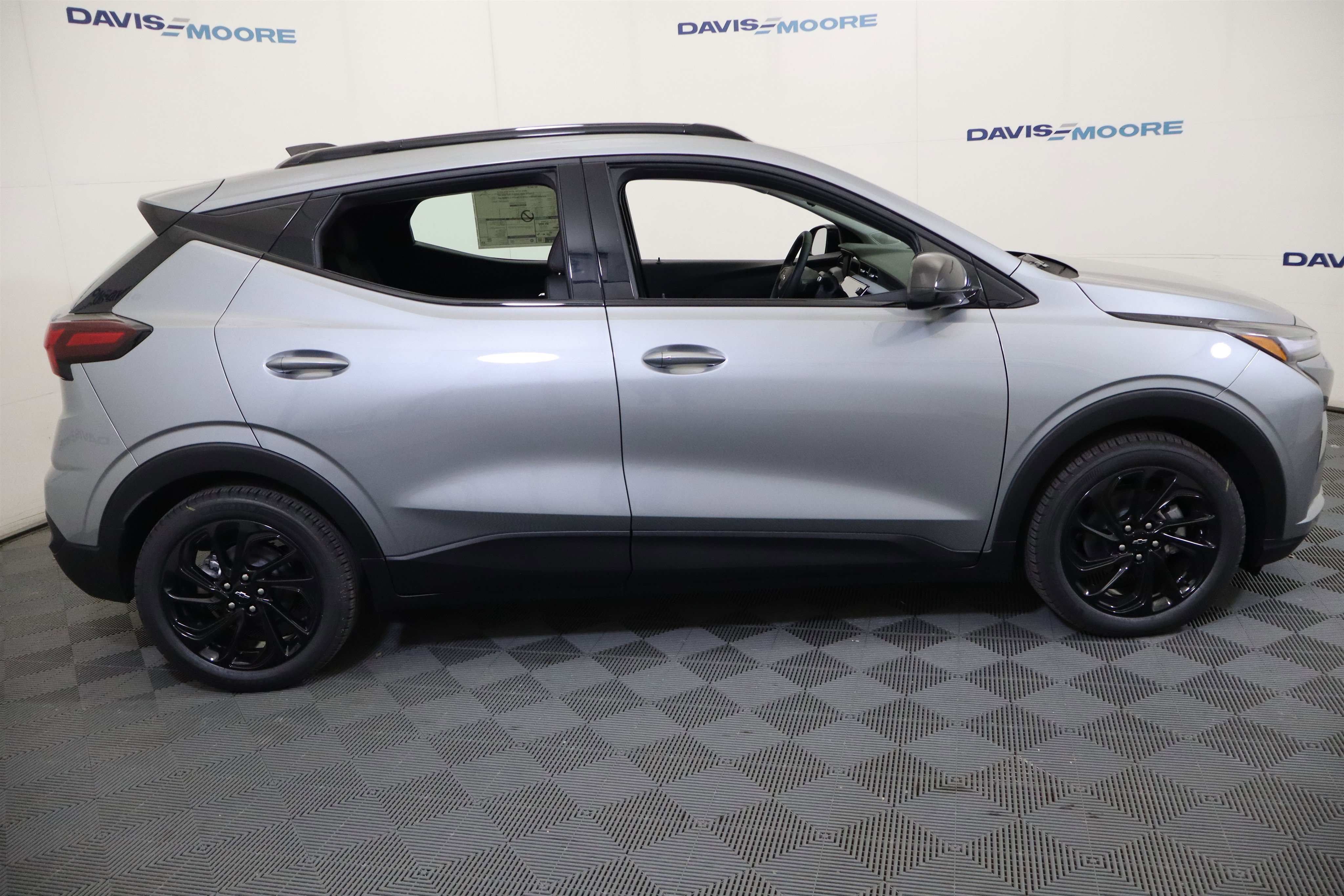 New 2027 Chevrolet Bolt RS w/ Technology Package image 5