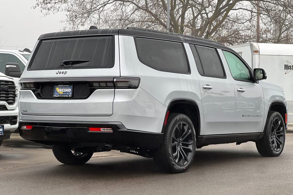 New 2026 Jeep Grand Wagoneer L Summit w/ Premium Group III image 4