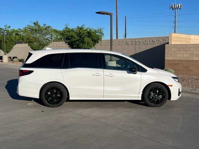 Used 2025 Honda Odyssey Sport-L image 3