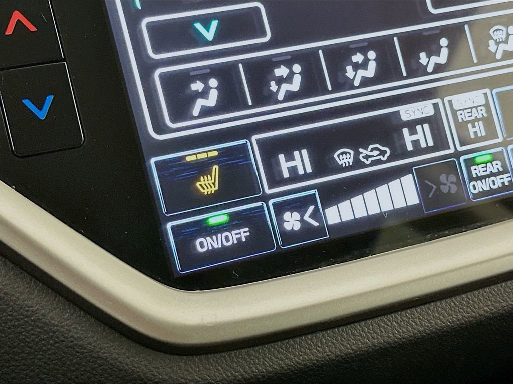 Certified 2025 Subaru Ascent Premium image 27