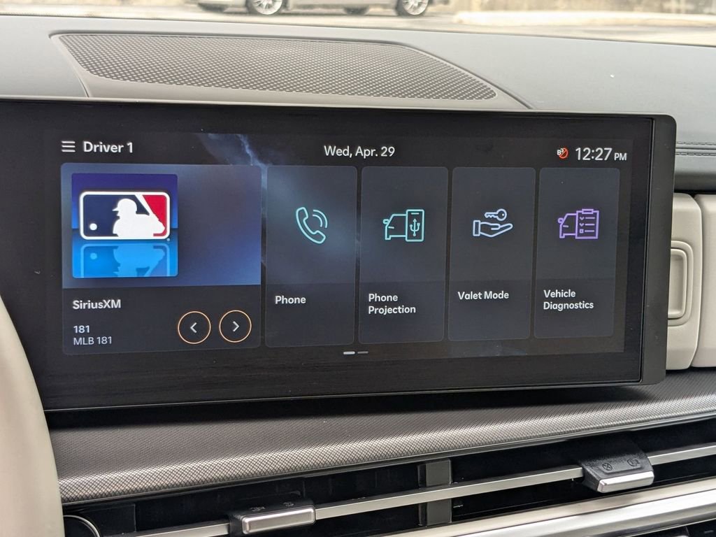 Used 2025 Hyundai Santa Fe SEL FWD image 19