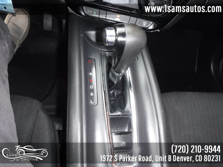 Used 2018 Honda HR-V LX image 10