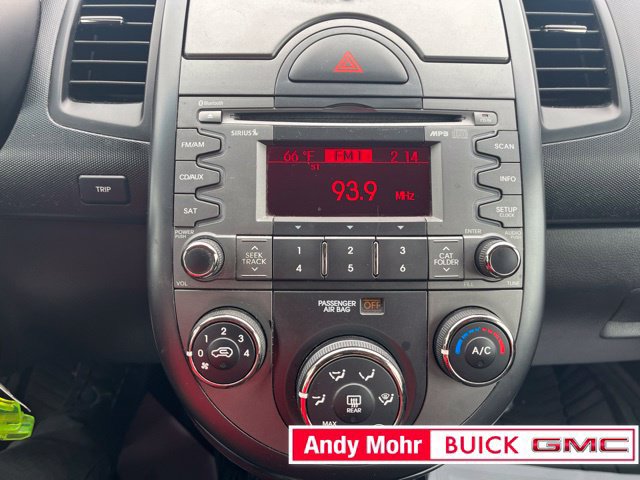 Used 2011 Kia Soul + FWD image 33